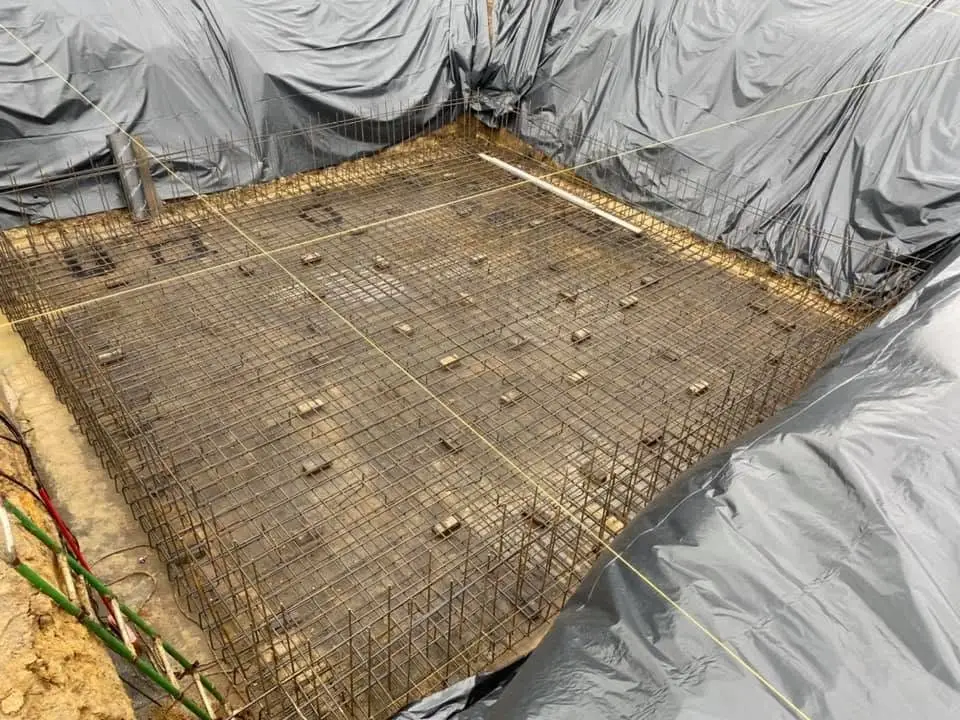 Izolacja, zbrojenie i płyta denna – 20.09.2021