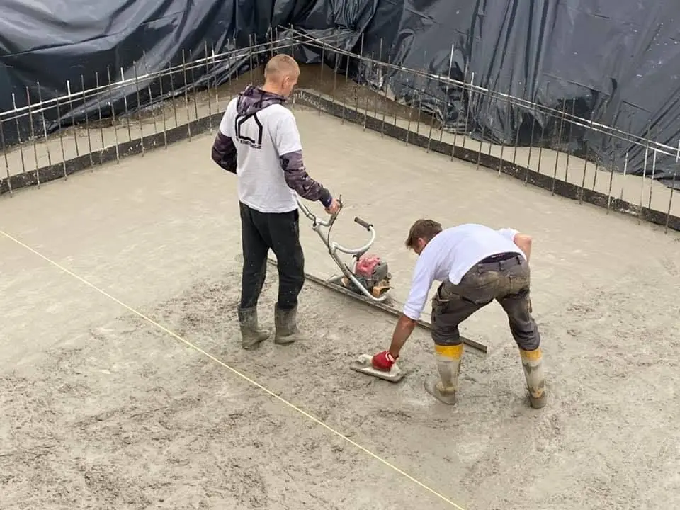 Izolacja, zbrojenie i płyta denna – 20.09.2021