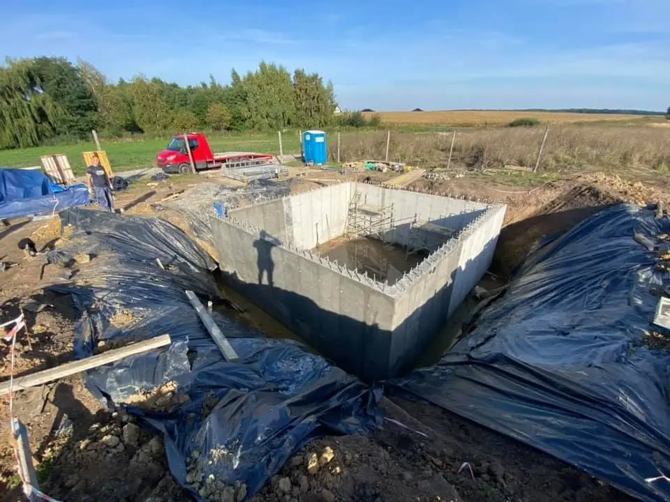 Ściany w szalunku – 01.10.2021